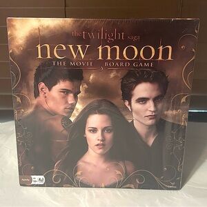 SEALED NEW 2009 Twilight New Moon Movie Cardinal Vampire Werewolf Board Game